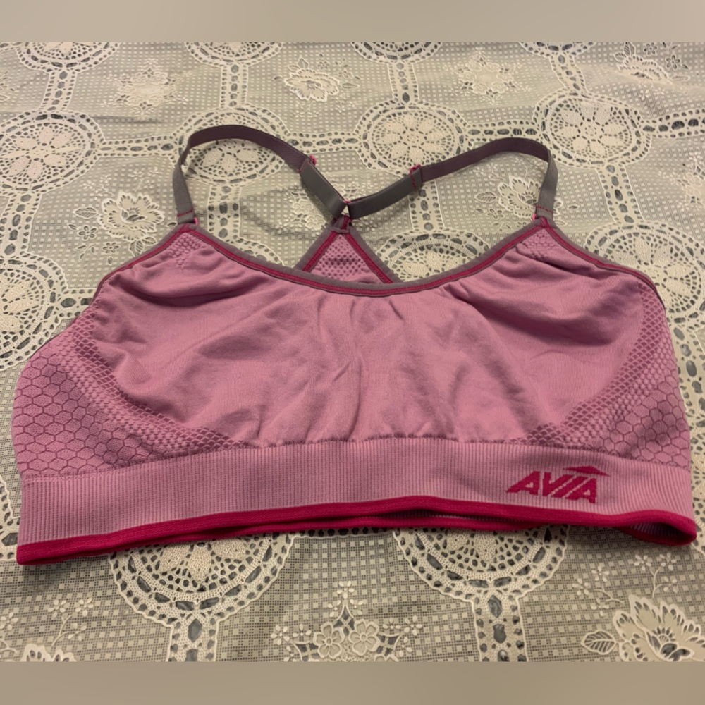 Avía spot bra